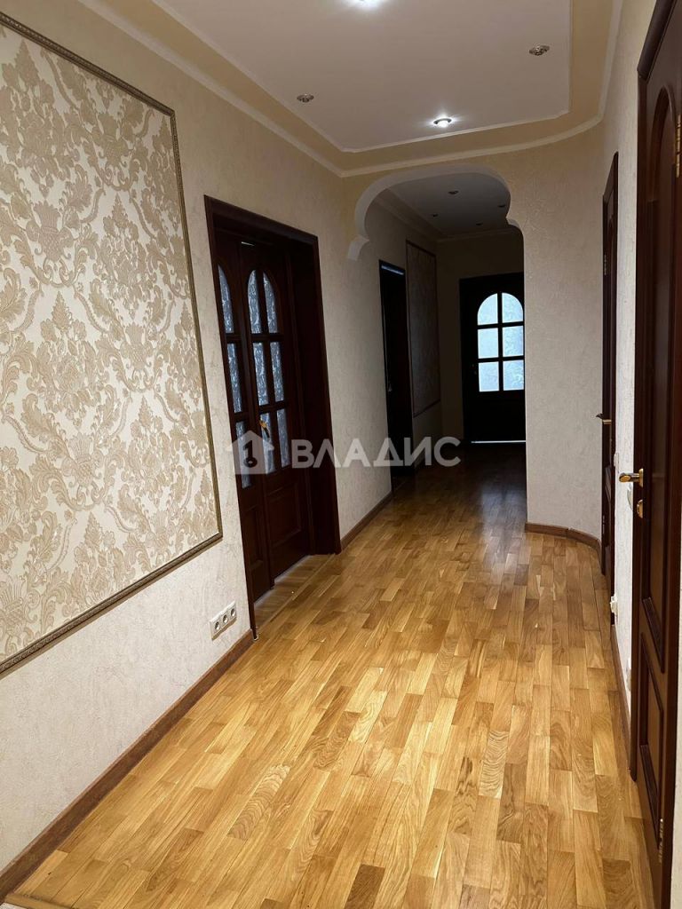 Продажа 3-комнатной квартиры, Одинцово, улица чистяковой,  8