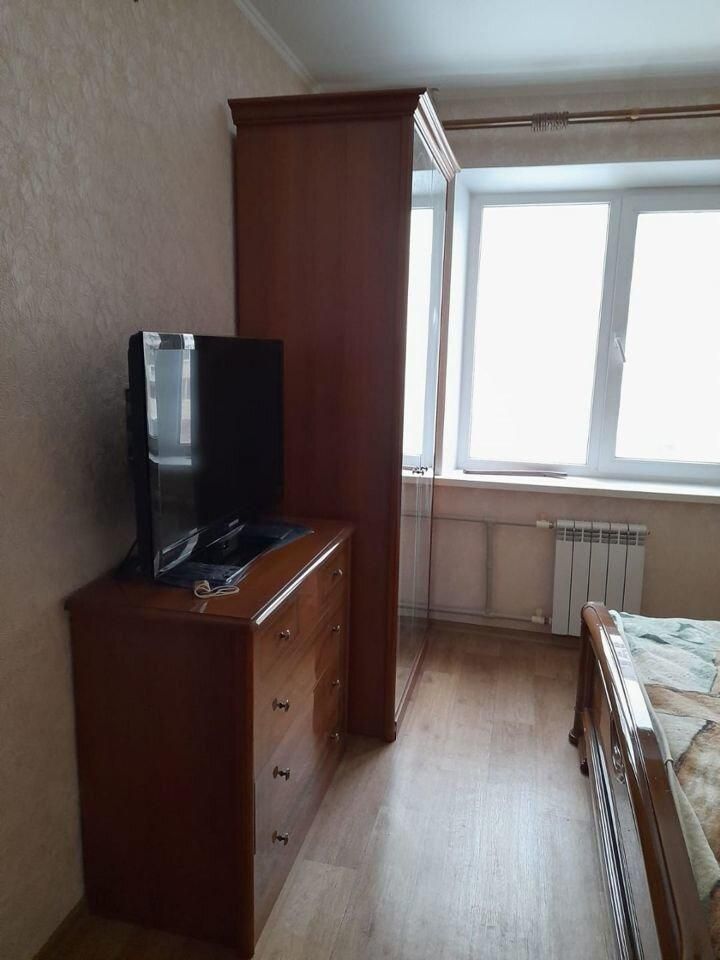 Продажа 3-комнатной квартиры, Саратов, Тархова ул,  27