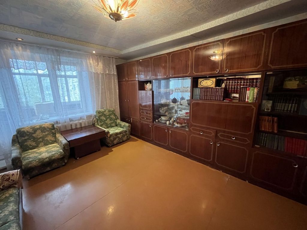 Продажа 3-комнатной квартиры, Вологда, Карла Маркса ул,  113