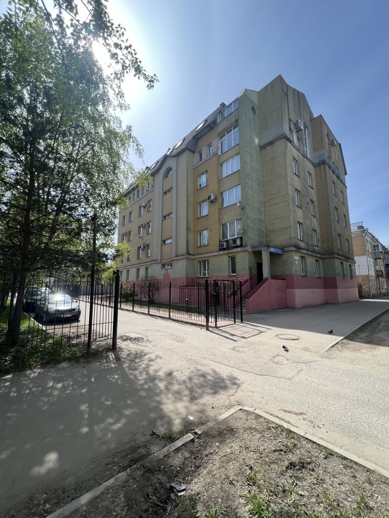 Продажа 3-комнатной квартиры, Иваново, Красных Зорь ул,  7А 