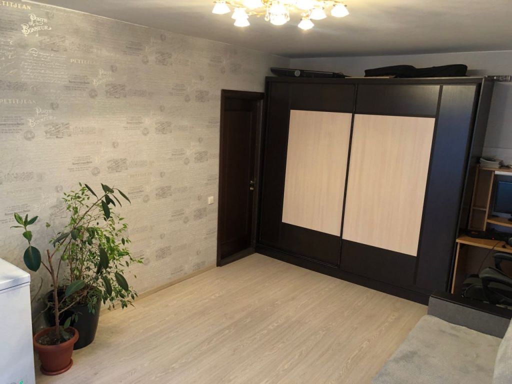 Продажа 1-комнатной квартиры, Саратов, Батавина ул,  13