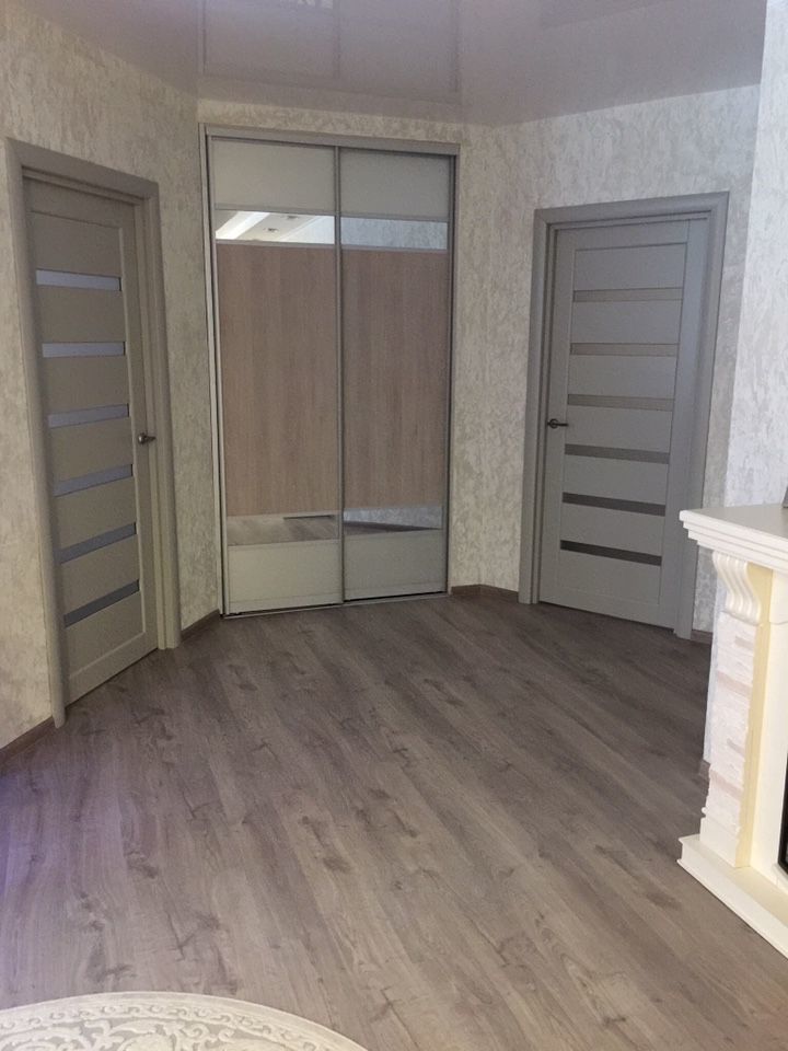 Продажа 3-комнатной квартиры, Саратов, Лунная ул,  30