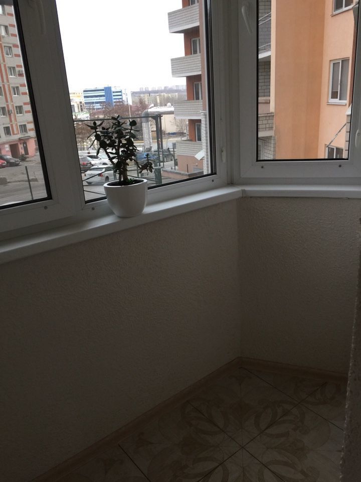 Продажа 3-комнатной квартиры, Саратов, Лунная ул,  30