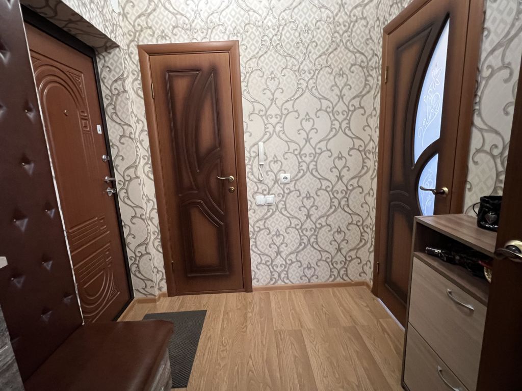 Продажа 1-комнатной квартиры, Кострома, Коммунаров ул,  6