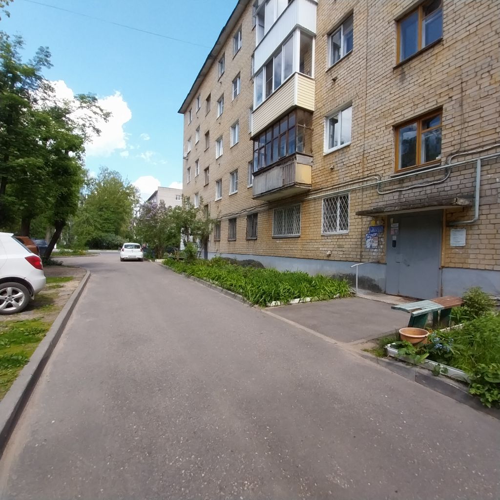 Продажа 2-комнатной квартиры, Тверь, Горького ул,  89