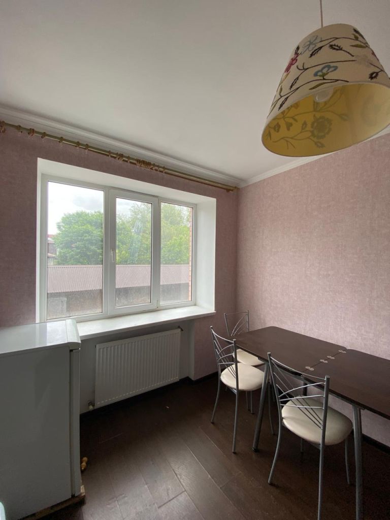 Продажа 2-комнатной квартиры, Ессентуки, Орджоникидзе ул,  84