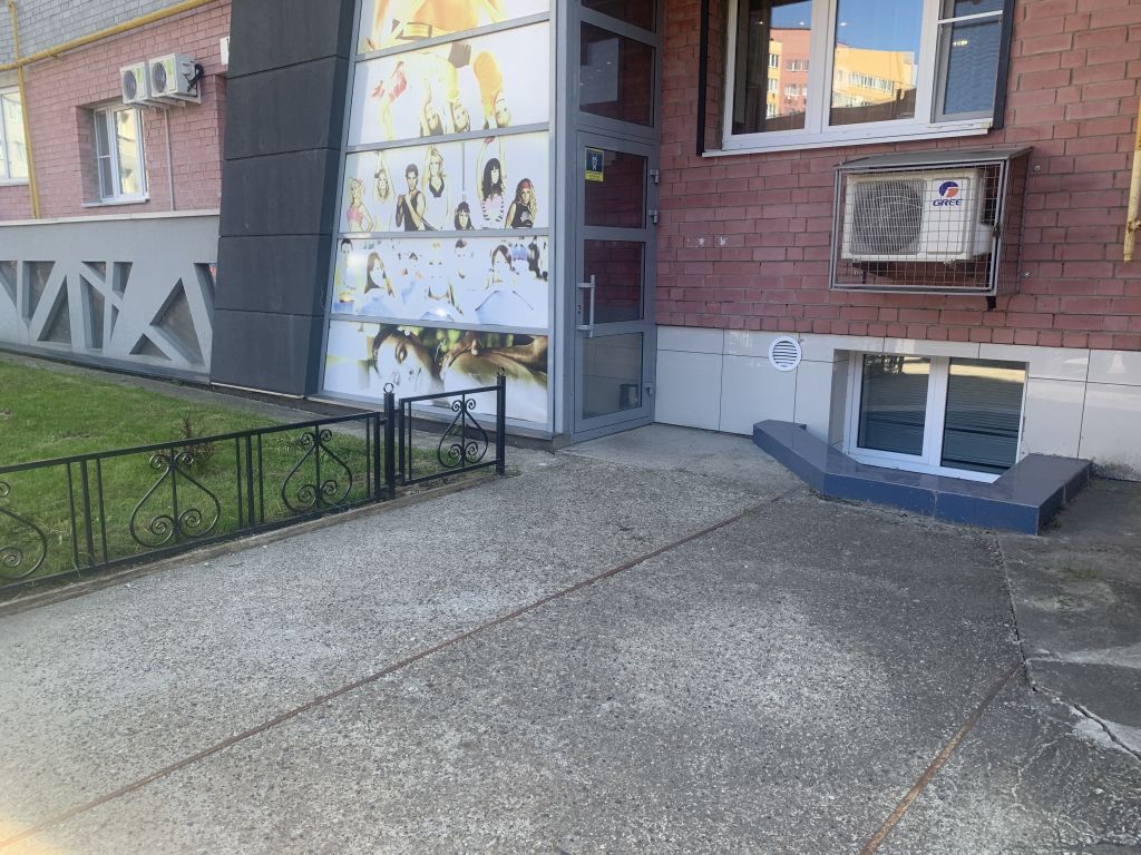 Продажа коммерческой недвижимости, 367м <sup>2</sup>, Кстово, Победы пр-кт,  14