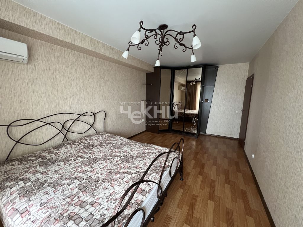 Продажа 2-комнатной квартиры, Нижний Новгород, Праздничная ул,  5