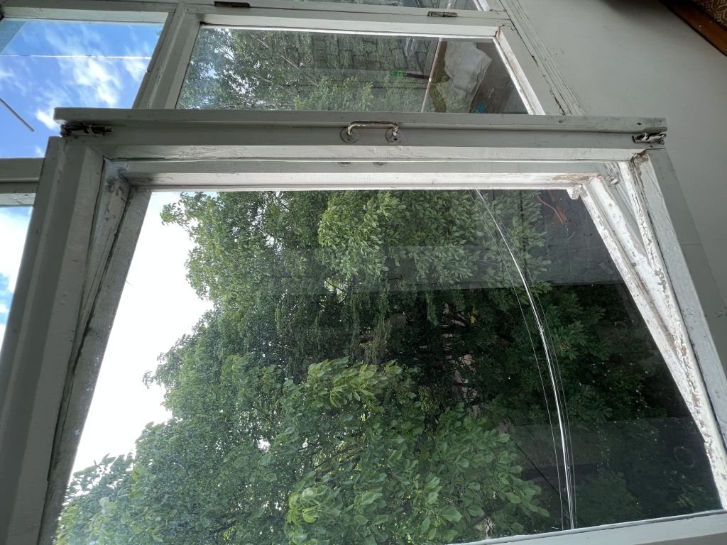 Продажа 2-комнатной квартиры, Ессентуки, Долина Роз ул,  10