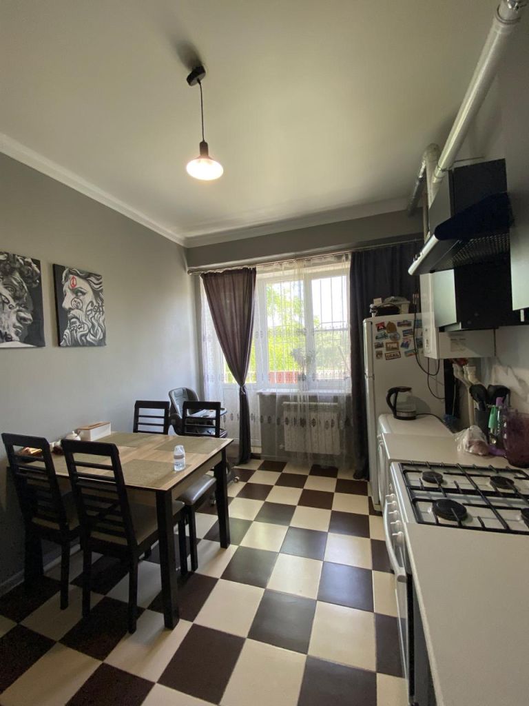 Продажа 1-комнатной квартиры, Ессентуки, Шмидта ул,  78