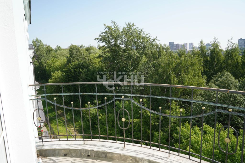 Продажа 3-комнатной квартиры, Москва, Береговая ул,  4к10