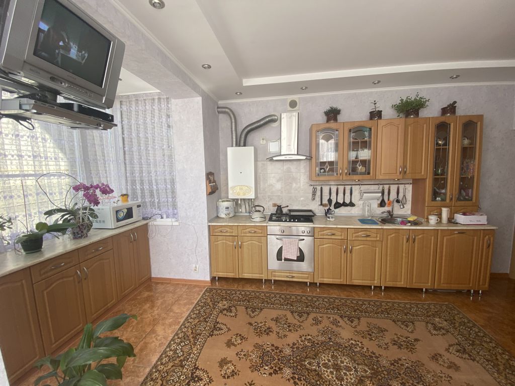 Продажа 2-комнатной квартиры, Пятигорск, Есенина ул,  9а