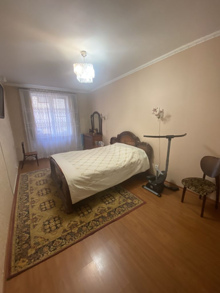 Продажа 2-комнатной квартиры, Пятигорск, Есенина ул,  9а