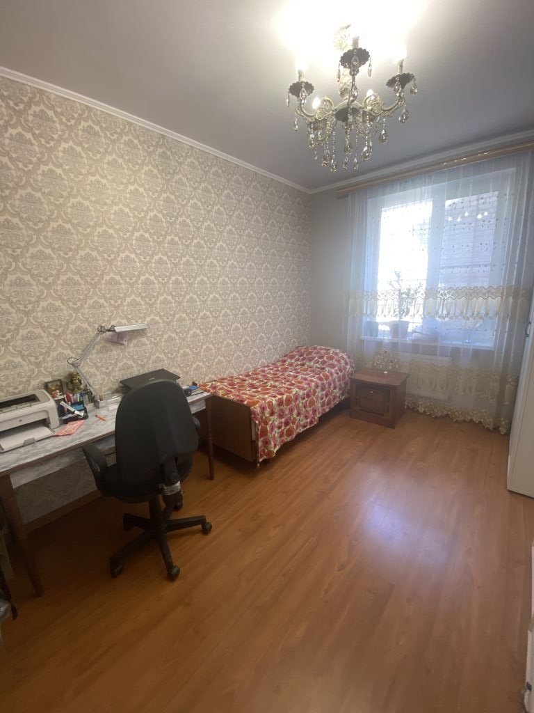 Продажа 2-комнатной квартиры, Пятигорск, Есенина ул,  9а