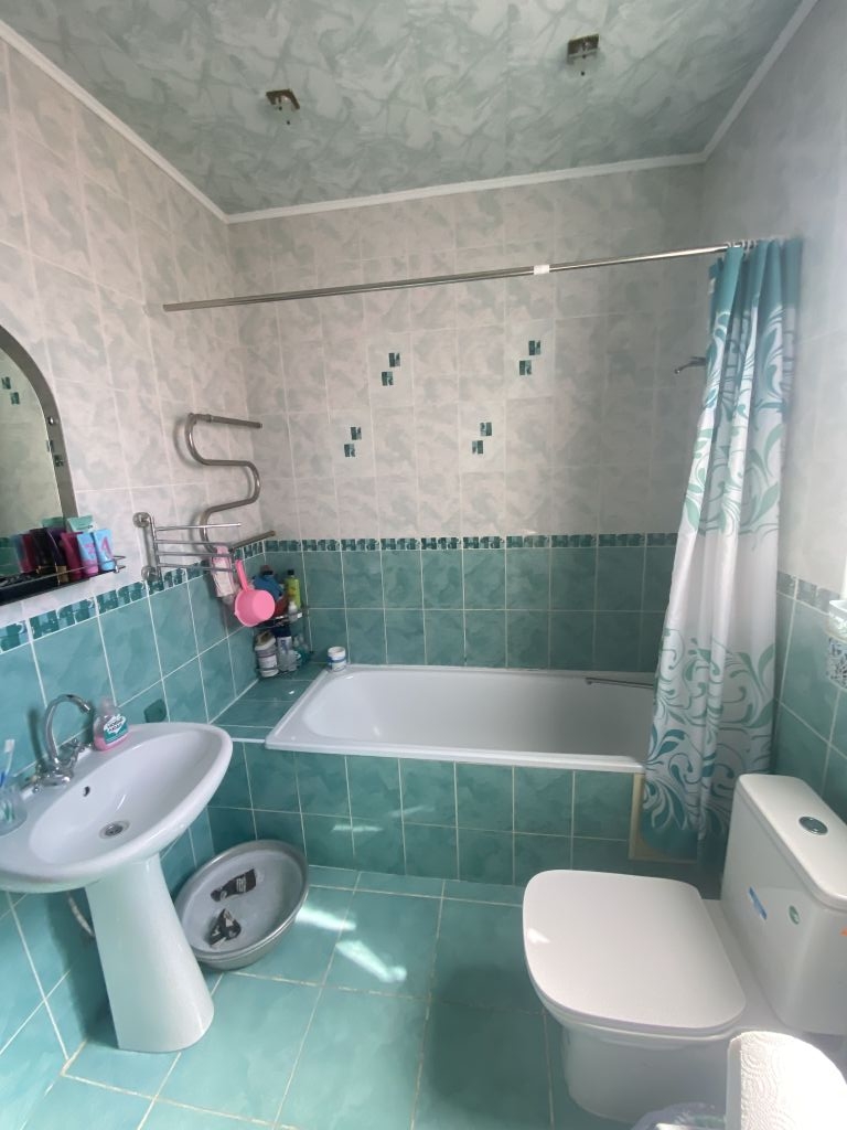 Продажа 2-комнатной квартиры, Пятигорск, Есенина ул,  9а