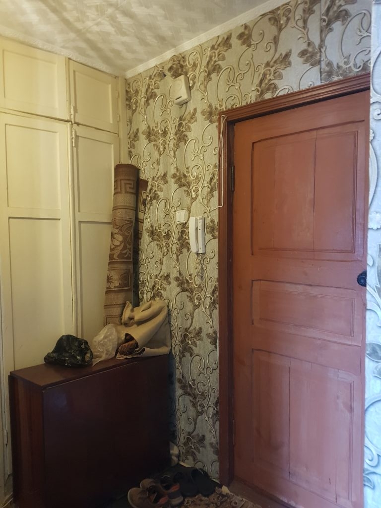 Продажа 3-комнатной квартиры, Иваново, Революционная ул,  14