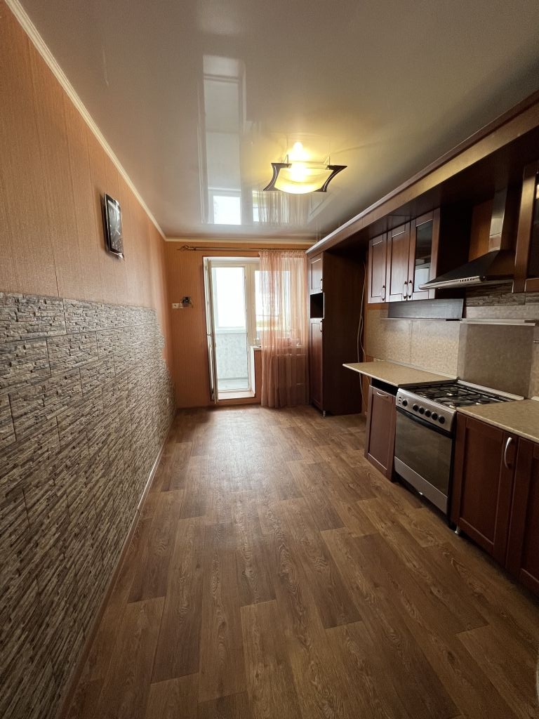 Продажа 3-комнатной квартиры, Ессентуки, Олега Головченко ул,  2