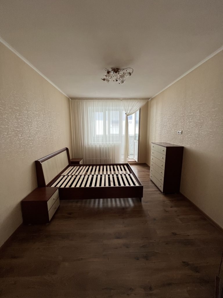 Продажа 3-комнатной квартиры, Ессентуки, Олега Головченко ул,  2