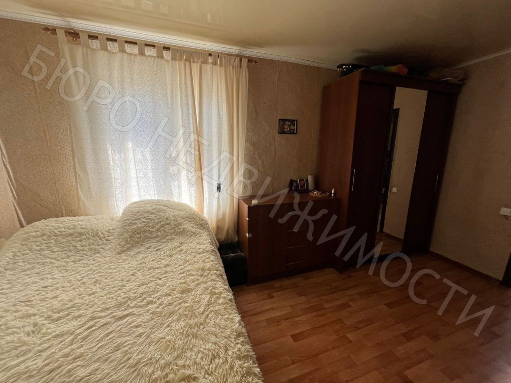 Продажа дома, 201м <sup>2</sup>, 15 сот., Репное, Советская,  79