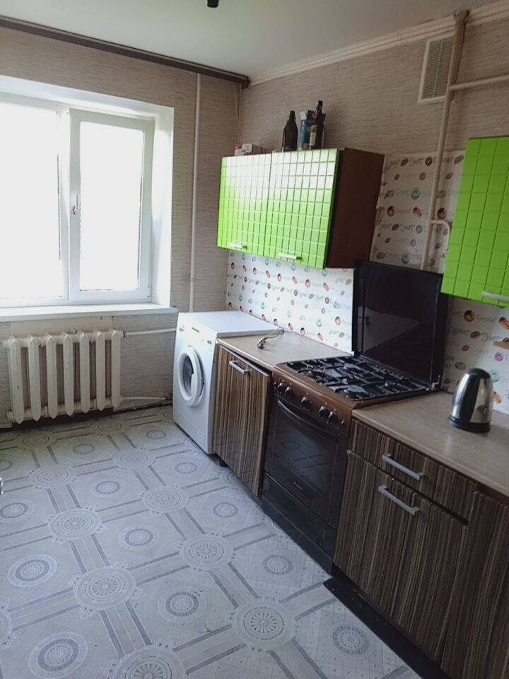 Продажа 3-комнатной квартиры, Новомосковск, Водопьянова ул,  10