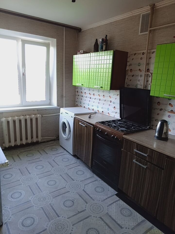 Продажа 3-комнатной квартиры, Новомосковск, Водопьянова ул,  10