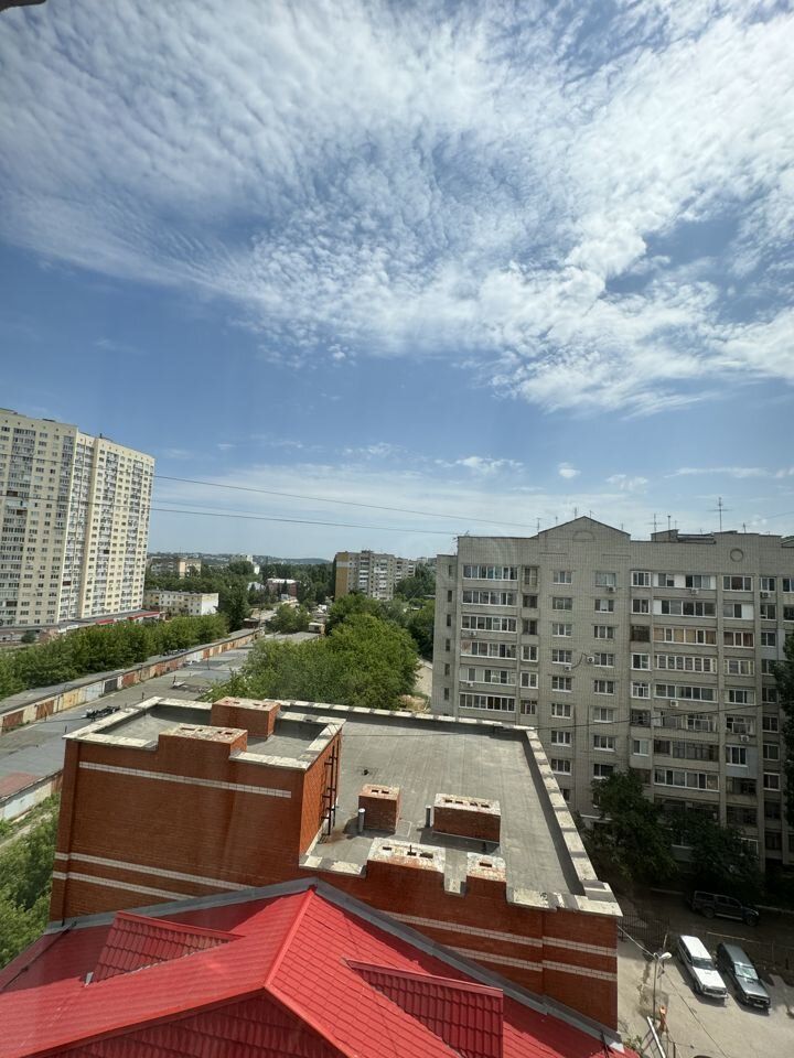 Продажа 3-комнатной квартиры, Саратов, Лунная ул,  41А