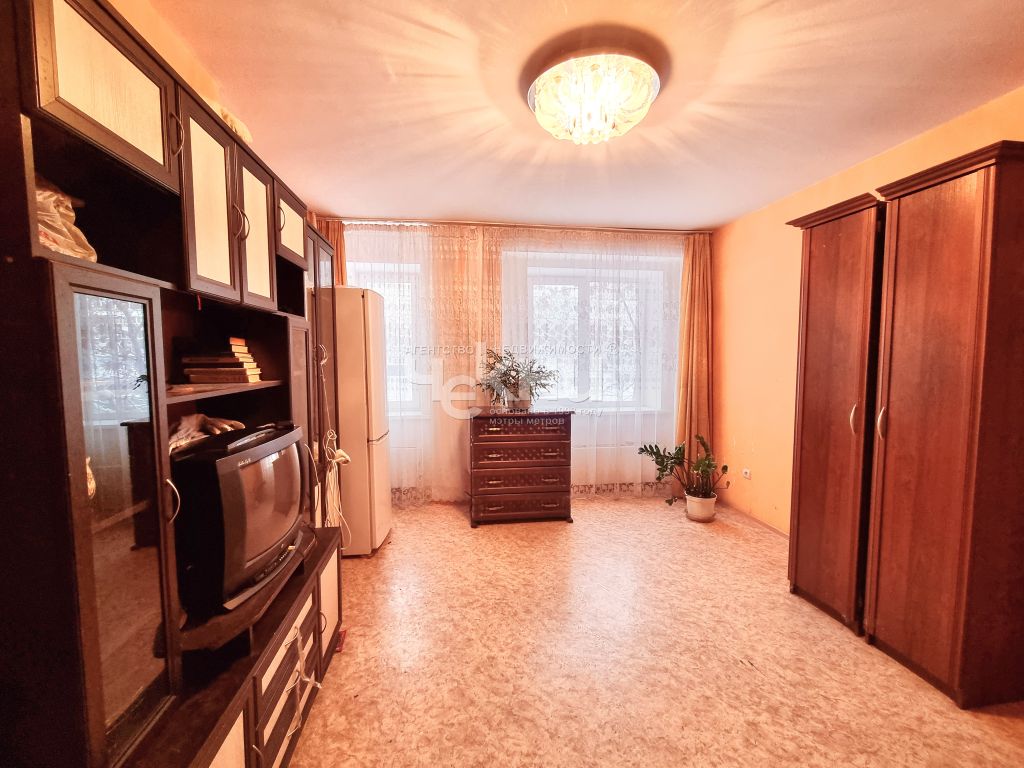 Продажа 2-комнатной квартиры, Нижний Новгород, Волжская наб,  8к3