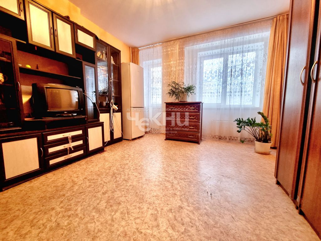 Продажа 2-комнатной квартиры, Нижний Новгород, Волжская наб,  8к3