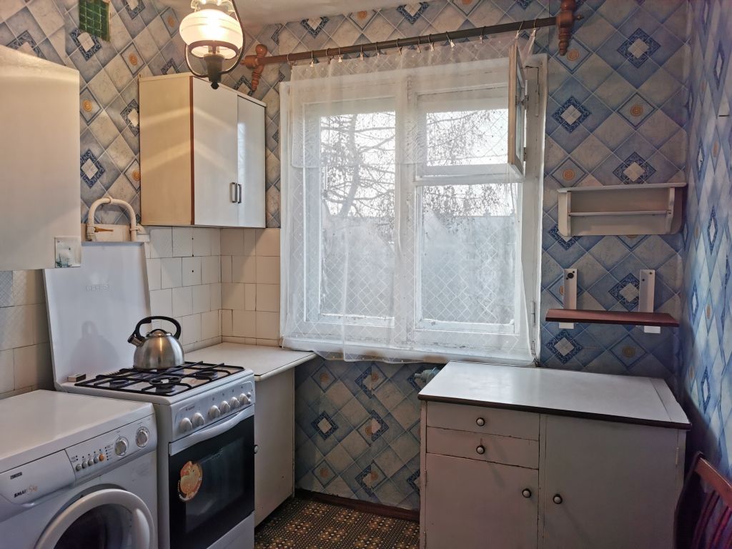 Продажа 3-комнатной квартиры, Тверь, Комсомольский пр-кт,  7