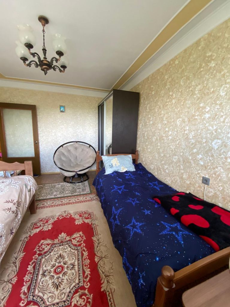 Продажа 3-комнатной квартиры, Ессентуки, Маяковского ул,  22