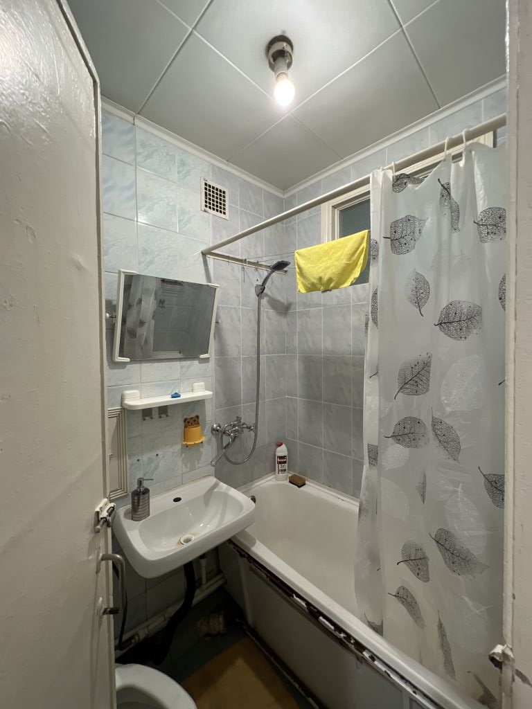 Продажа 2-комнатной квартиры, Ессентуки, Пятигорская ул,  154