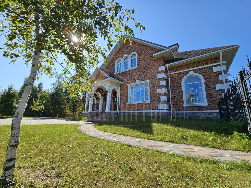 Продажа дома, 407м <sup>2</sup>, 26 сот., Лазурная