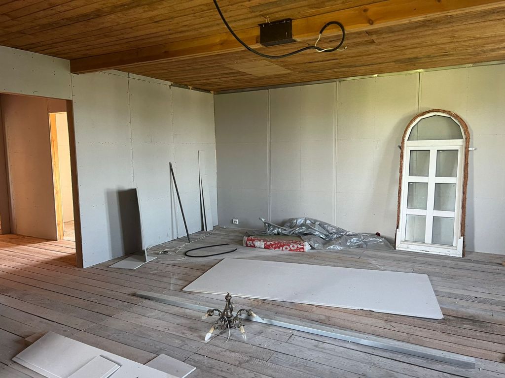 Продажа дома, 305м <sup>2</sup>, 12 сот., Некрасово, Юбилейная,  19а