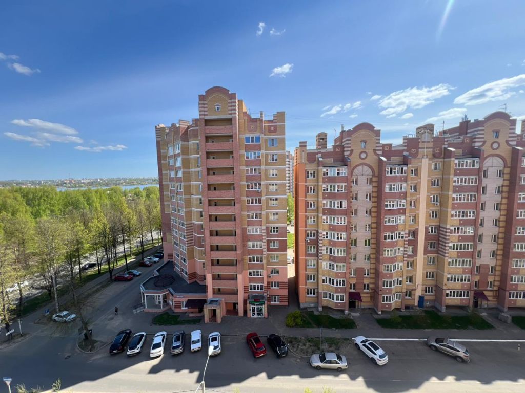 Продажа 2-комнатной новостройки, Кострома, Евгения Ермакова ул,  11