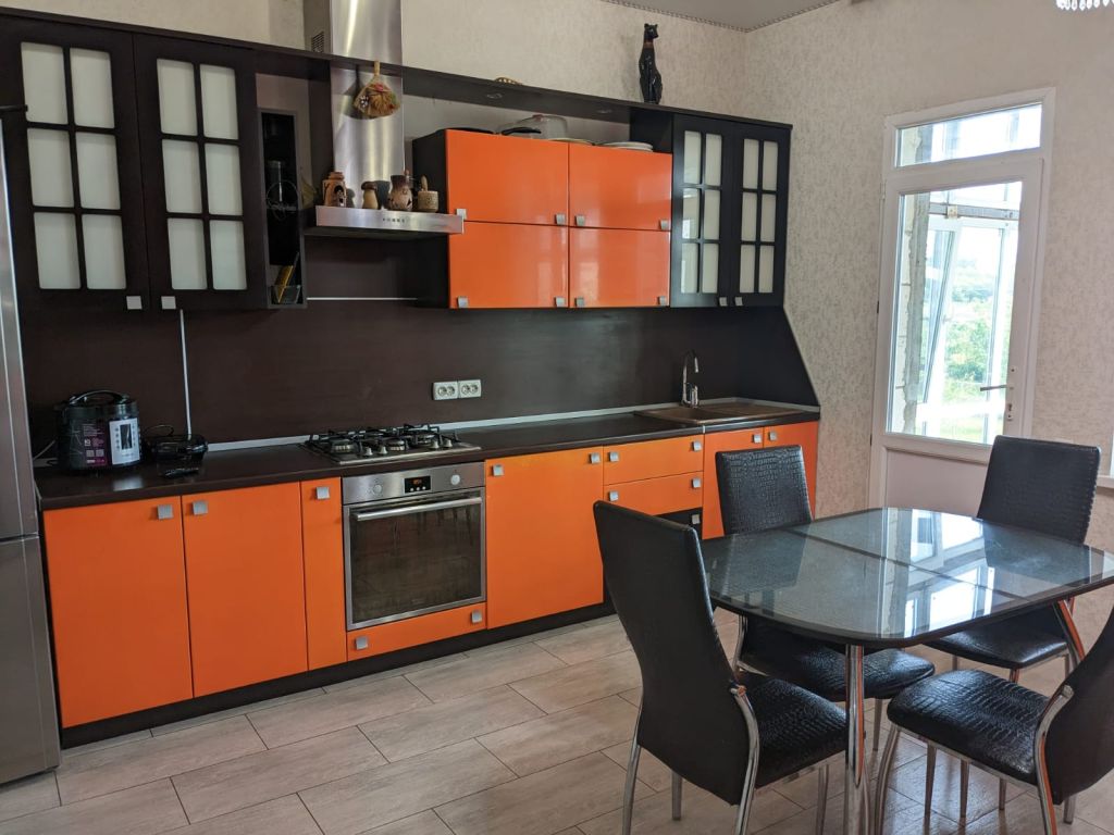 Продажа дома, 189м <sup>2</sup>, 20 сот., Стригуны, Народная