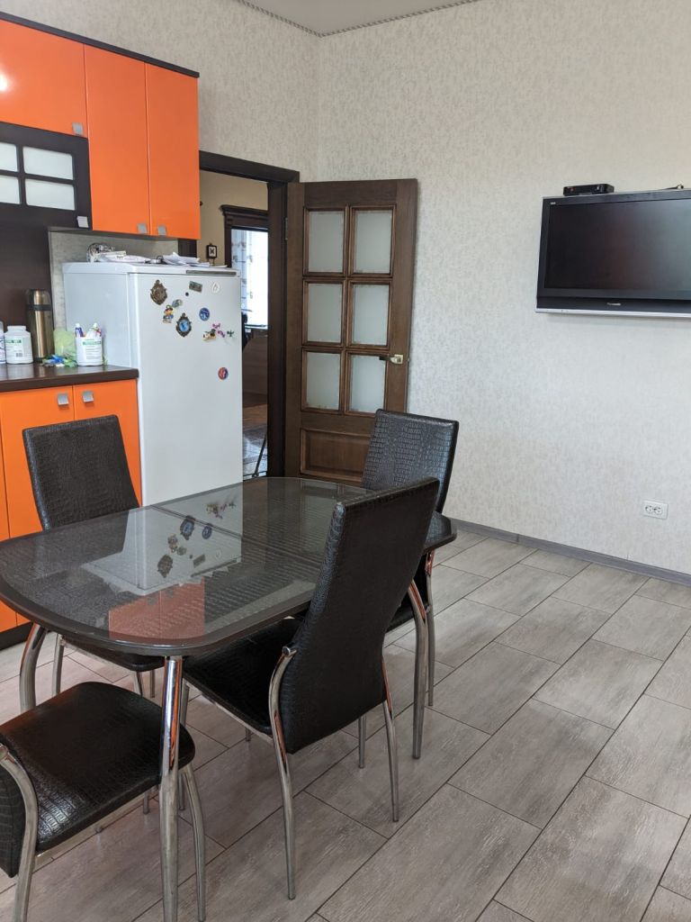 Продажа дома, 189м <sup>2</sup>, 20 сот., Стригуны, Народная