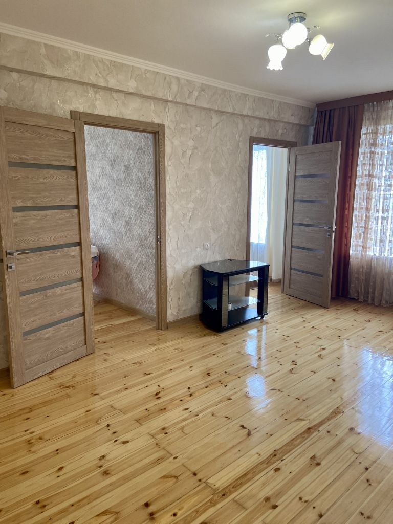 Продажа 3-комнатной квартиры, Пятигорск, Аллея Строителей ул,  8