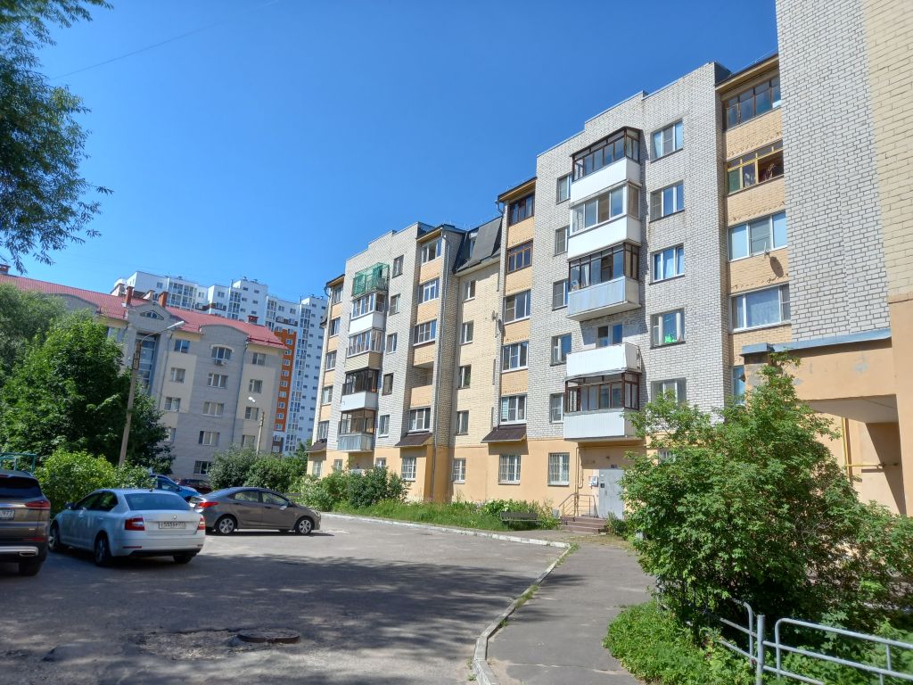 Продажа 3-комнатной квартиры, Тверь, Склизкова ул,  110