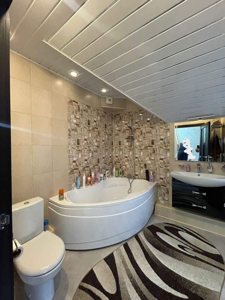 Продажа дома, 430м <sup>2</sup>, 9 сот., Новенькое, Сибирская