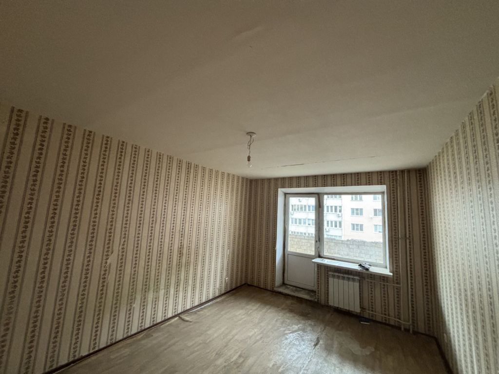 Продажа 3-комнатной квартиры, Саратов, Батавина ул,  12