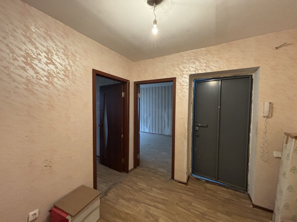 Продажа 3-комнатной квартиры, Саратов, Батавина ул,  12