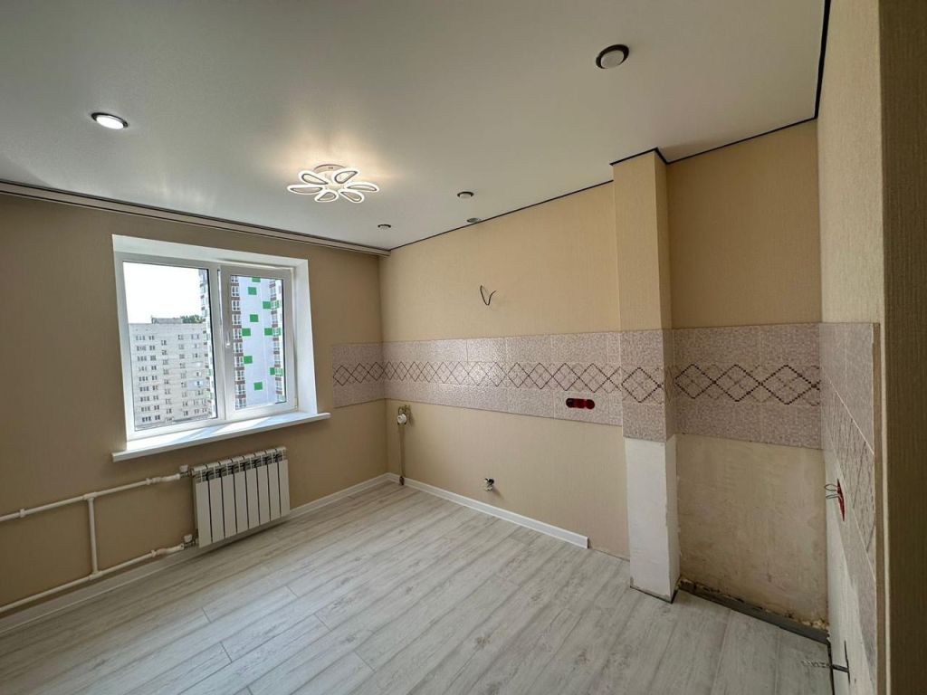 Продажа 1-комнатной квартиры, Саратов, Лунная ул,  25А