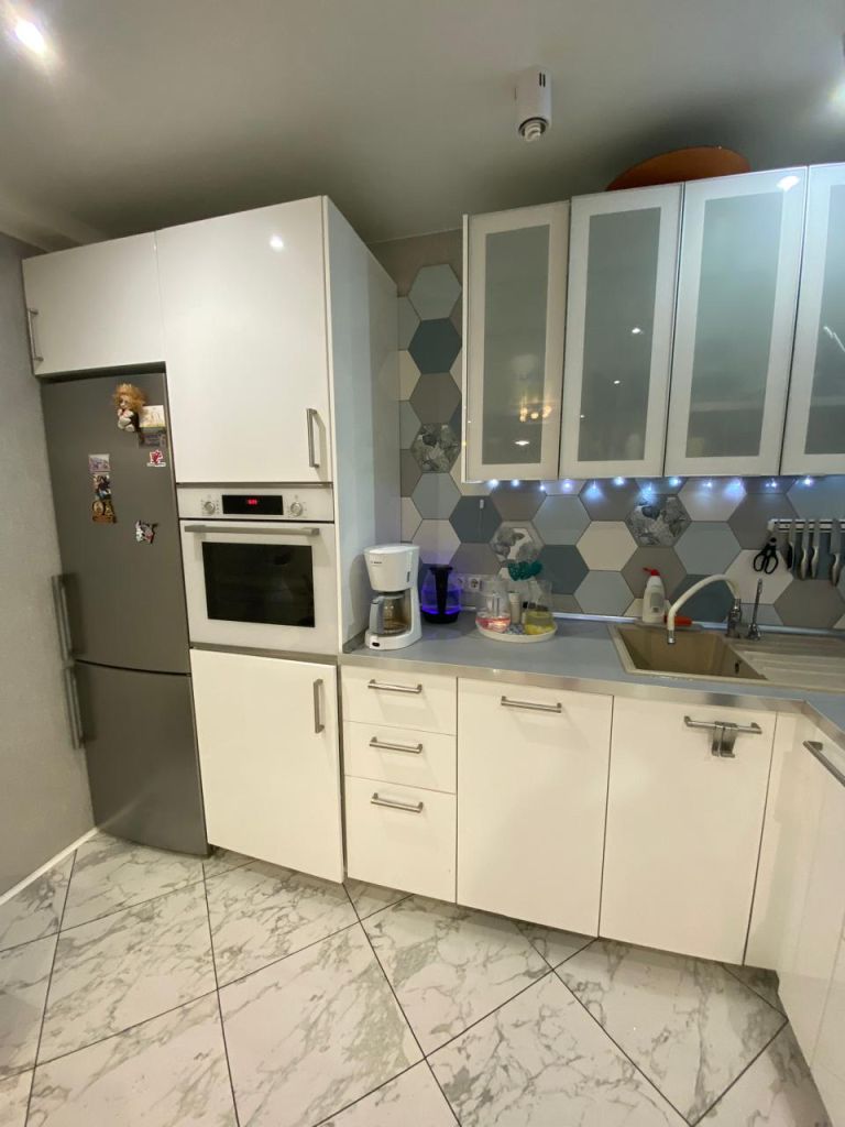 Продажа 2-комнатной квартиры, Дзержинск, Окская наб,  7