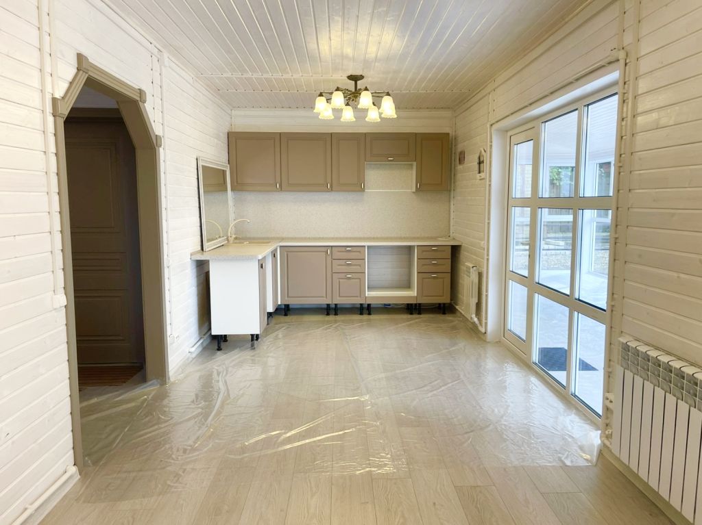 Продажа дома, 200м <sup>2</sup>, 20 сот., Веслево