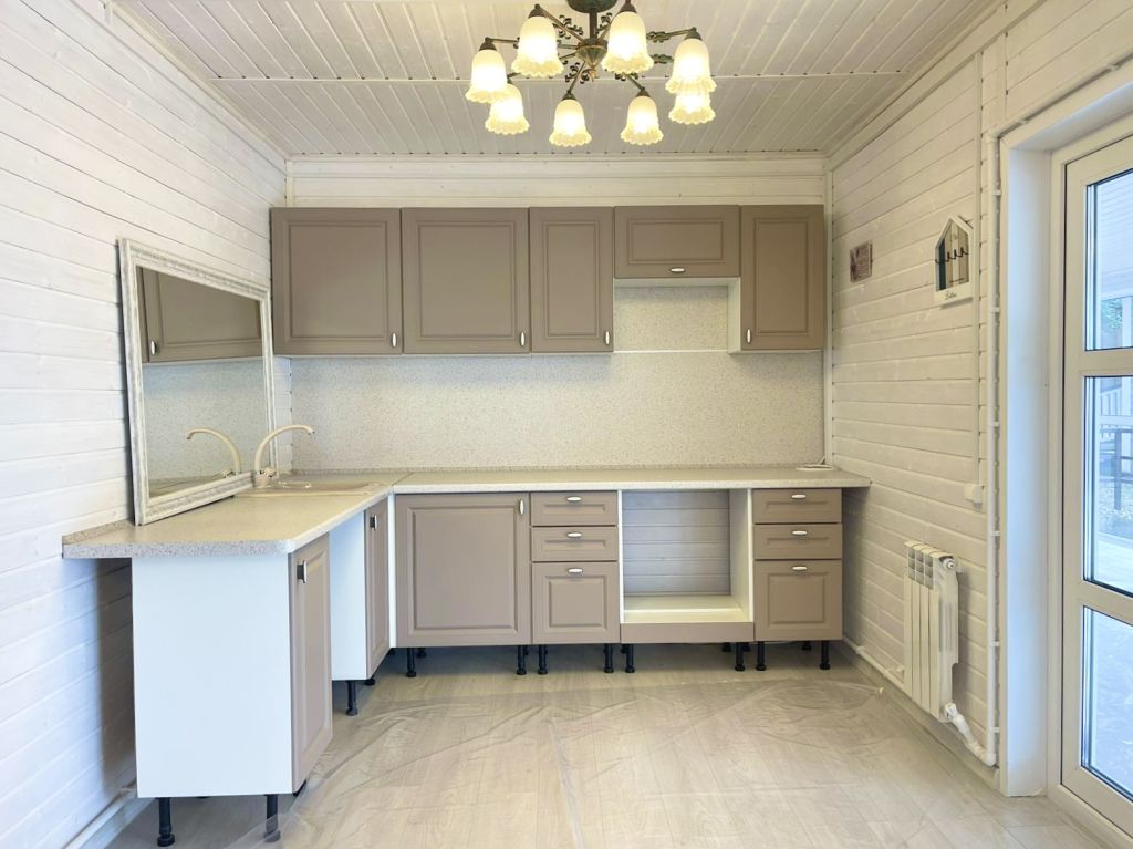 Продажа дома, 200м <sup>2</sup>, 20 сот., Веслево