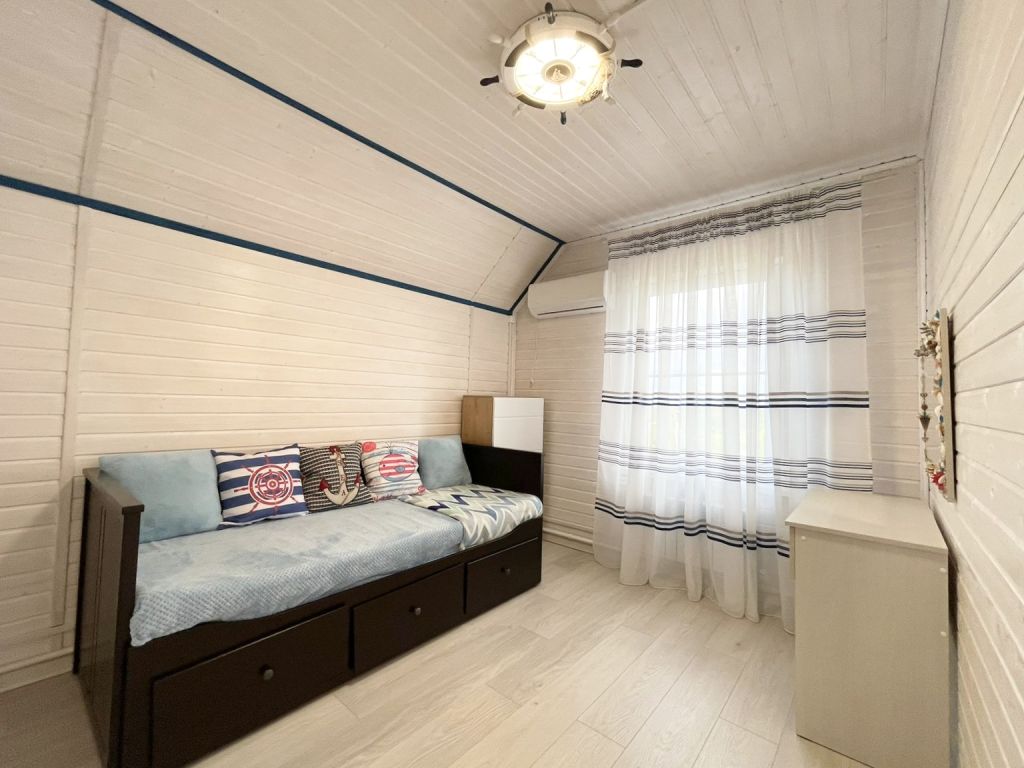 Продажа дома, 200м <sup>2</sup>, 20 сот., Веслево