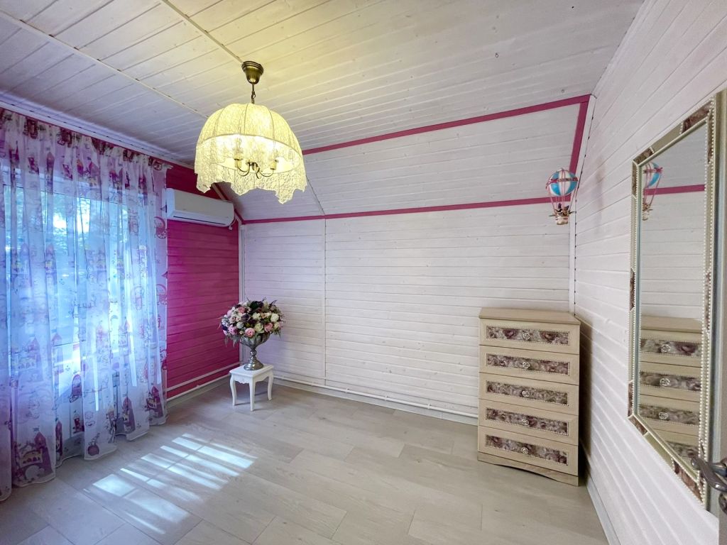 Продажа дома, 200м <sup>2</sup>, 20 сот., Веслево