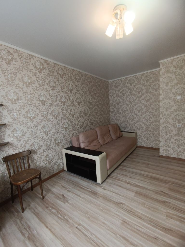 Продажа 1-комнатной квартиры, Смоленск, Петра Алексеева ул,  19