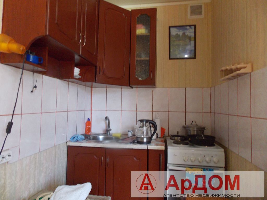 Продажа 1-комнатной квартиры, Новомосковск, Орджоникидзе ул,  16