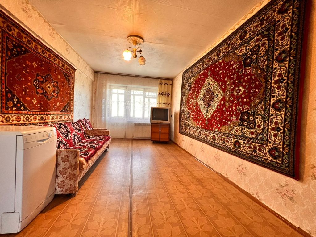 Продажа 2-комнатной квартиры, Новомосковск, Донская ул,  8